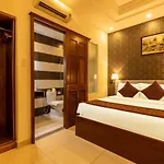 Airport Saigon Hotel - Gần ẩm thực đêm chợ Phạm Văn Hai